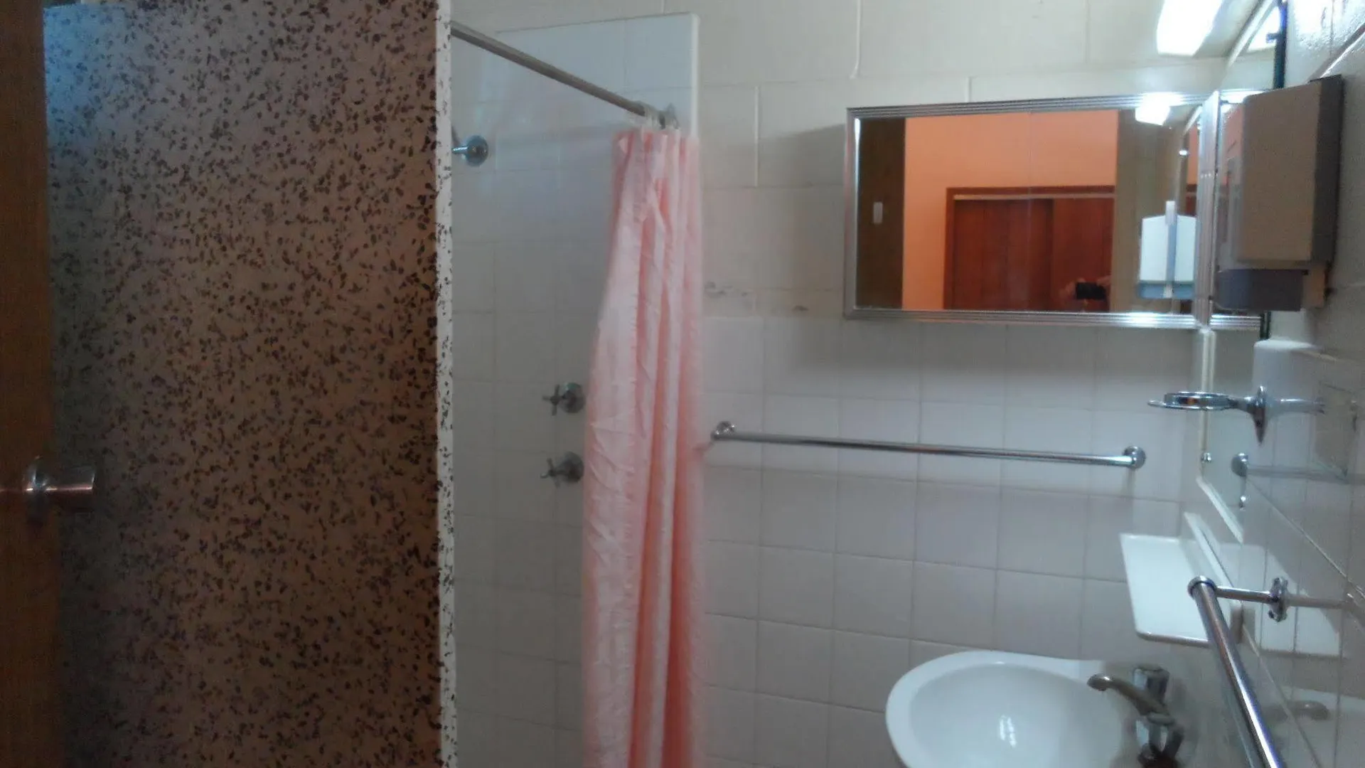 Jasper Motor Inn Adelaide 3*,